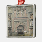 スペイン、コルドバ、ムーリッシュ·メズキタ（モスク）。 メタルオーナメント (左)