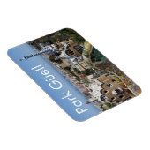 スペイン，バルセロナ，パークグエル マグネット (右側)