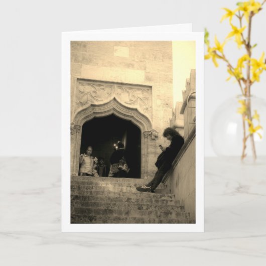 スペイン、バレンシアのシルク交易所前の男性 カード (黄色い花)