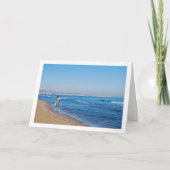 スペイン、バレンシアのマルバロッサビーチを歩く カード (正面)