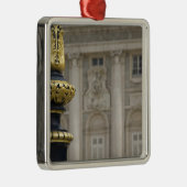 スペイン、マドリード。宮殿王室の、金華美箔付きランプ メタルオーナメント (右)