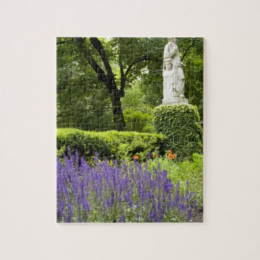 スペイン、マドリード。旧王立植物園 (Real Jardin Botanico) ジグソーパズル (縦)
