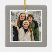 スペックルフレームシンプルニュートラルクリスマスフォト セラミックオーナメント (正面)