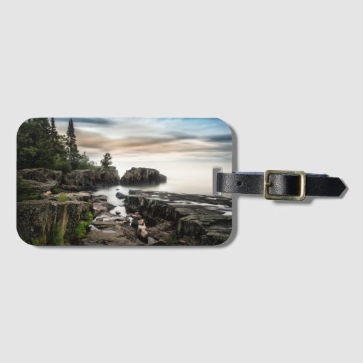 スペリオル湖|ミネソタの海岸 ラゲッジタグ (正面横)
