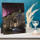 スペーシーメトロポリタン博物館 フォトプラーク (側面)