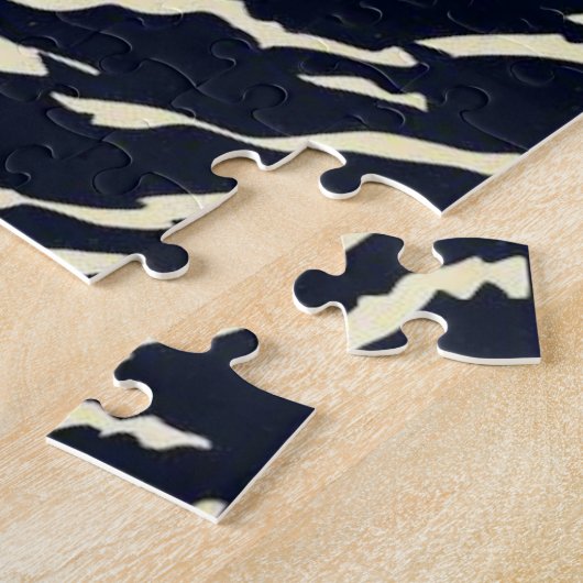 スペースウォークのSF宇宙飛行士 – Woodcut (1) ジグソーパズル (側面)