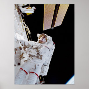 スペースウォーク(STS-102) ポスター
