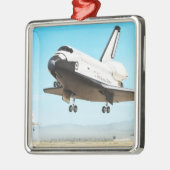 スペースシャトルのデジタルイラストレーション メタルオーナメント (左)
