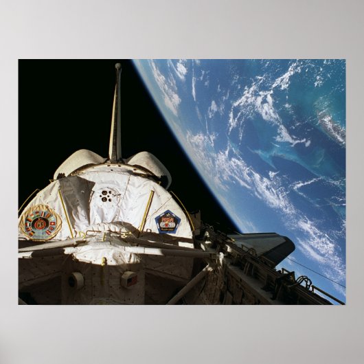 スペースシャトル・コロンビア宇宙からの地球の眺め ポスター (正面)