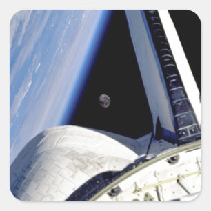 スペースシャトル・ディスカバリーから見た地球と月 スクエアシール
