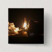 スペースシャトル 地球軌道宇宙船 夜間 キャンバス 缶バッジ (正面)