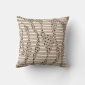 スポットとストライプ2 – トープ、白黒 クッション (裏面)