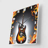 スポットライト輝くの中の炎のギター スクエア壁時計 (傾斜)