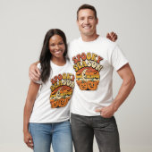 スポーキーシーズン レトロ ハロウィン パンプキン & 月 Tシャツ (ユニセックス)