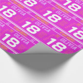 スポーツの名前をカスタムするの年齢の女の子の第18誕生日の覆い ラッピングペーパー (角)