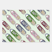 スポーツの概念。色のジム違うの靴。 ラッピングペーパーシート (正面)