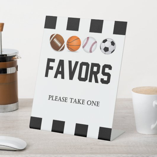 スポーツをテーマにしたパーティーがテーブルのペデスタルの看板を支持 台座サイン (インサイチュ)