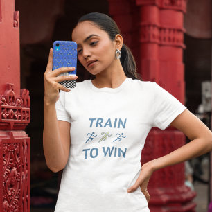 スポーツを勝ち取るために訓練やる気を起こさせるする Tシャツ