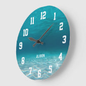 スポーツエレガントナンバーズ水中写真のパーソナライズ ラージ壁時計 (傾斜)