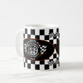 スポーツカーレーシングホイール市松模様にフラッグフレイムプロ コーヒーマグカップ (正面左)