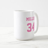 スポーツジャージーピンク名前をカスタムするとナンバー コーヒーマグカップ (正面右)