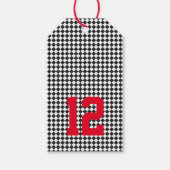 スポーツチェッカーボードのチーム番号年齢モダン ギフトタグ (正面)