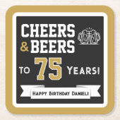 スポーツテーマのビールと乾杯の誕生日パーティー スクエアペーパーコースター (正面)