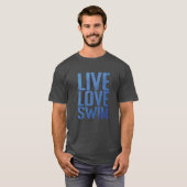 スポーツトレーニングの少年 水泳を愛する Tシャツ (正面フル)