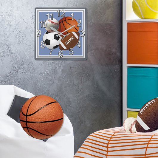 スポーツパーソナライズされたをテーマにした時計、あなたのテキスト、色 スクエア壁時計
