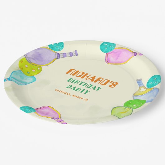 スポーツパーティーウォーターカラーピックボールをテーマにした誕生日 ペーパープレート (アングル)