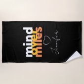 スポーツモダンモチベーションはっきりしたタイポグラフィ ビーチタオル (正面)