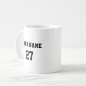 スポーツ名と番号パーソナライズされた コーヒーマグカップ (正面左)