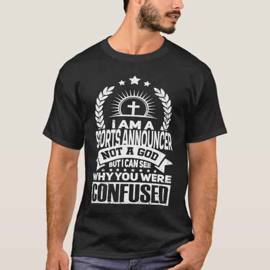 スポーツ実況者 職場の同僚 Tシャツ (正面)
