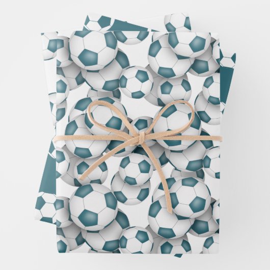 スポーツ誕生日ギフトセットティール（緑がかった色）ホワイトサッカー ラッピングペーパーシート (インサイチュ)