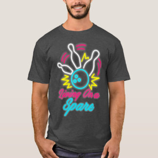 スポーツ趣味で予備おもしろいボーリングに住む Tシャツ