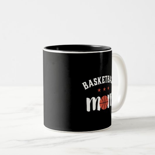 スポーツ選手の母誇りを持ったのためのバスケットボールママ ツートーンマグカップ (正面右)