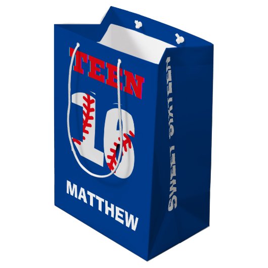 スポーツ10代の野球の誕生日メディア抱き枕 ミディアムペーパーバッグ (裏面アングル)