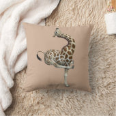 スポーティおもしろいキリン クッション (ブランケット)