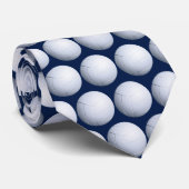 スポーティなエレガンス – バレーボールをテーマにしたネイビーブルー ネクタイ (ロール)