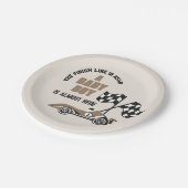 スポーティなレースカーボーイベビーシャワー ペーパープレート (アングル)