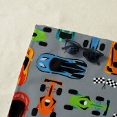 スポーティカラフルレーシングカーキッズパーソナライズされた ビーチタオル (インサイチュ)