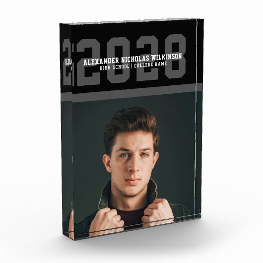 スポーティモダンなはっきりしたタイポグラフィ卒業 フォトブロック (左)