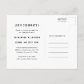 スポーティモダンガイはっきりしたスクリプト3写真卒業 インビテーションポストカード (裏面)