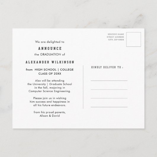 スポーティモダンガイはっきりしたスクリプト3写真卒業 案内ポストカード (裏面)