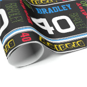 スポーティ一流の年齢の多彩な誕生日の覆いを個人化して下さい ラッピングペーパー (ロールコーナー)