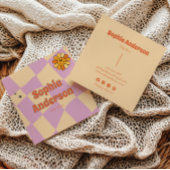 スマイリーフラワーレトロチェッカーボード – ピーチ&パープル スクエア名刺