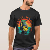 スマイリー手榴弾 | 反はっきりした逆Tシャツ Tシャツ (正面)