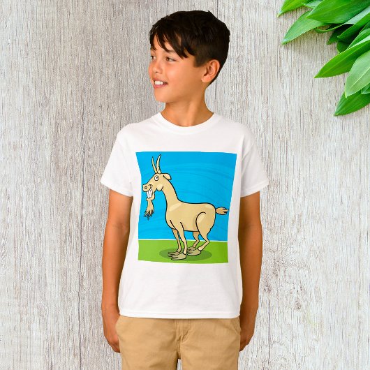 スマイルするヤギのキャラクター牧場の動物 Tシャツ