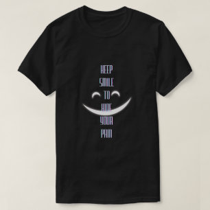 スマイルで痛みを隠せ グラフィックTシャツ Tシャツ