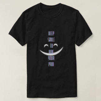 スマイルで痛みを隠せ グラフィックTシャツ Tシャツ